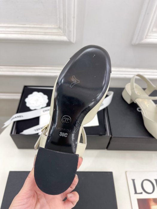 Босоножки фото 9