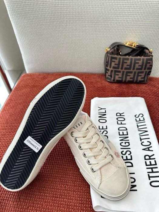 Кроссовки фото 4