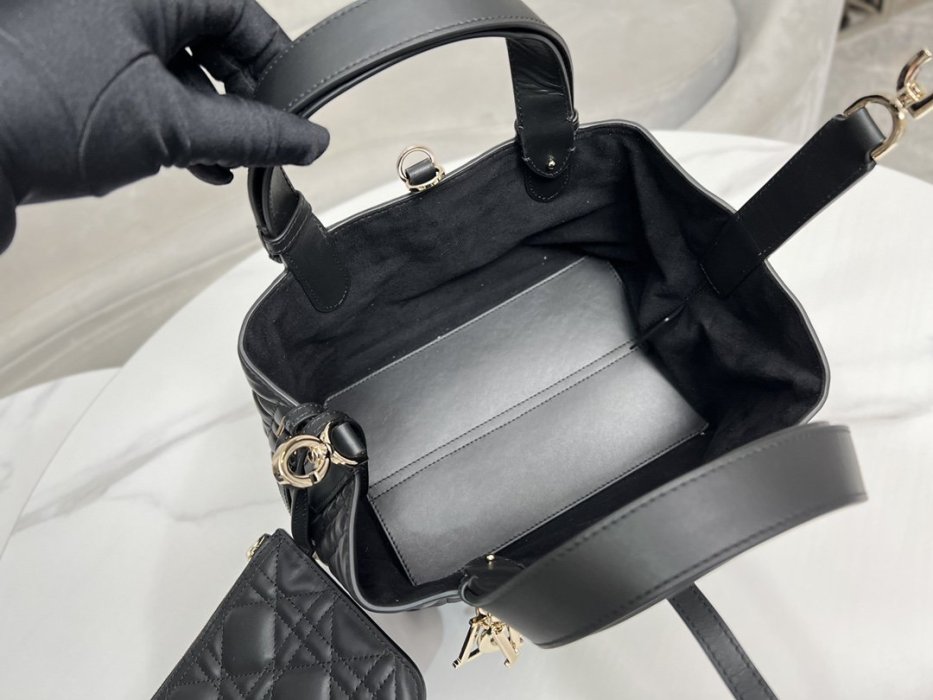 A bag women's Dior Toujours 23 cm фото 8