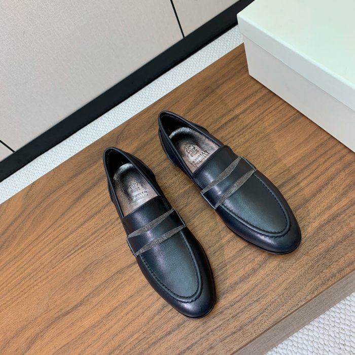 Лоферы женские фото 3