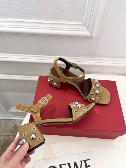 Босоножки фото 4