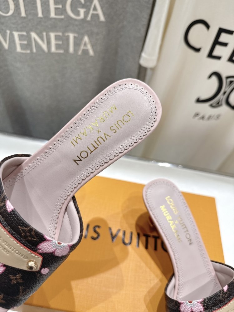 Босоніжки фото 6