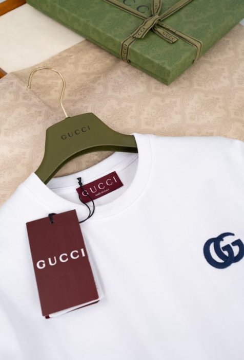 Футболка женская фото 3