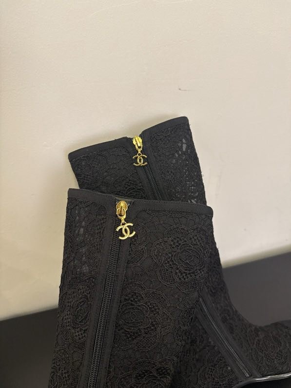 Чоботи жіночі мереживні фото 3