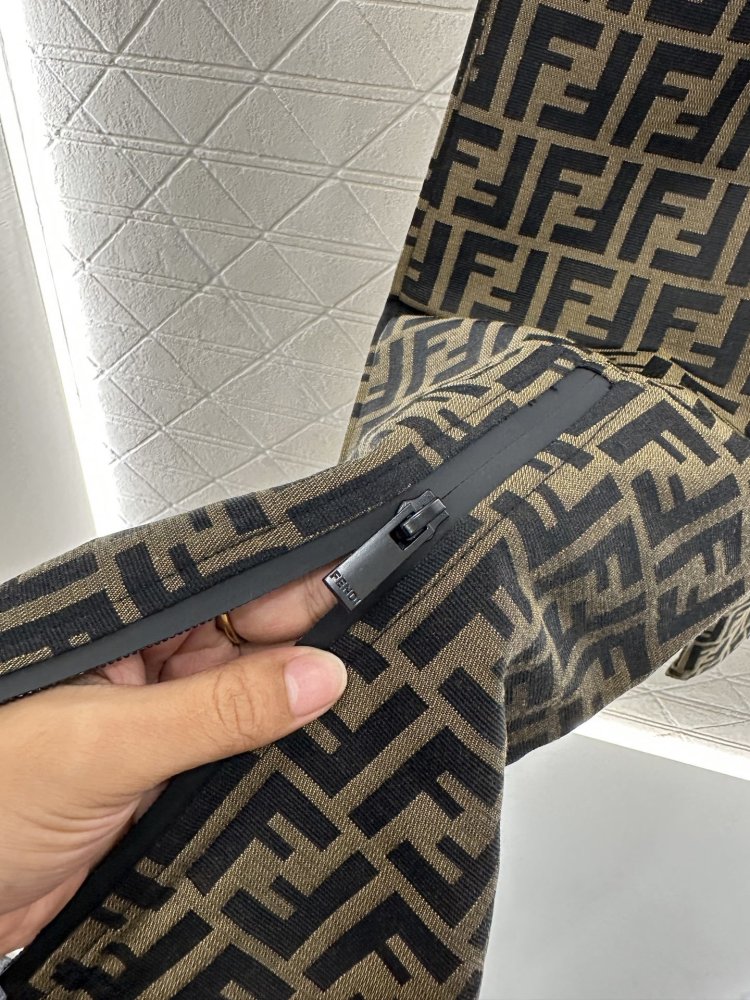 Штаны женские фото 8