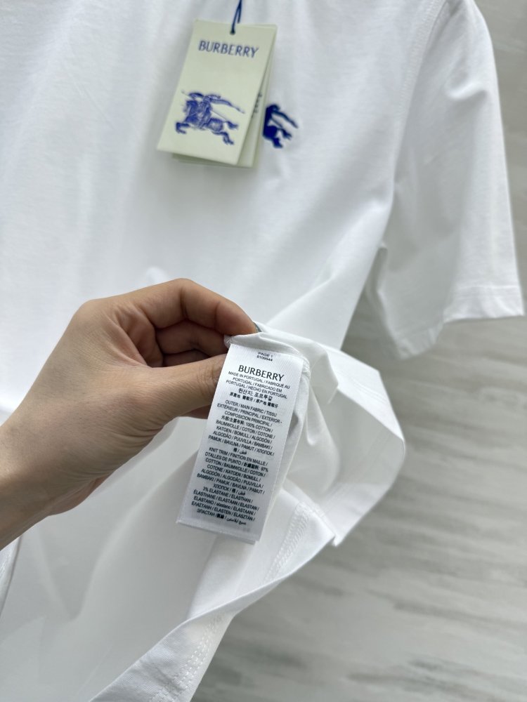 Футболка жіноча фото 7