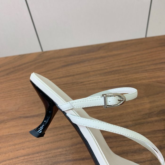 Босоножки фото 9