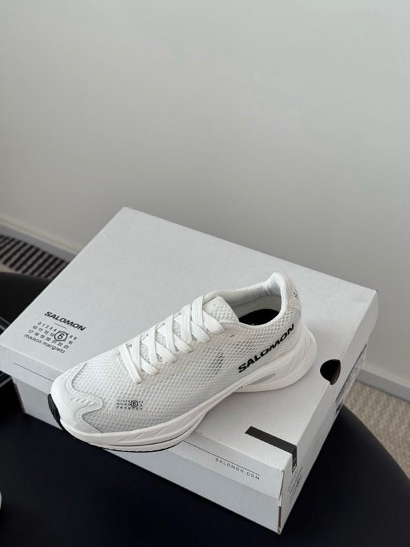 Кроссовки MM6 X Salomon фото 2