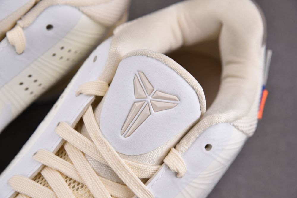 Sneakers Off White x NK Zoom Kobe ZK5 DB4796-101 фото 9