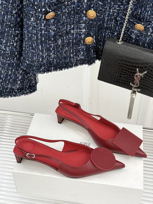 Босоножки фото 3