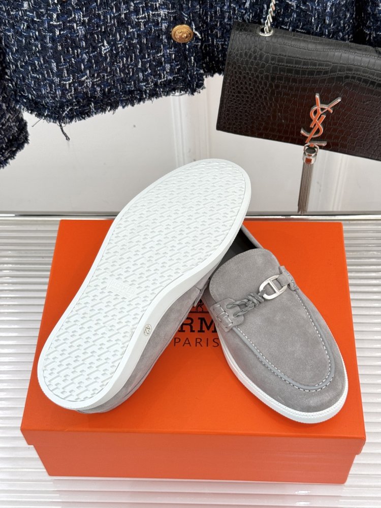 Лоферы женские фото 9