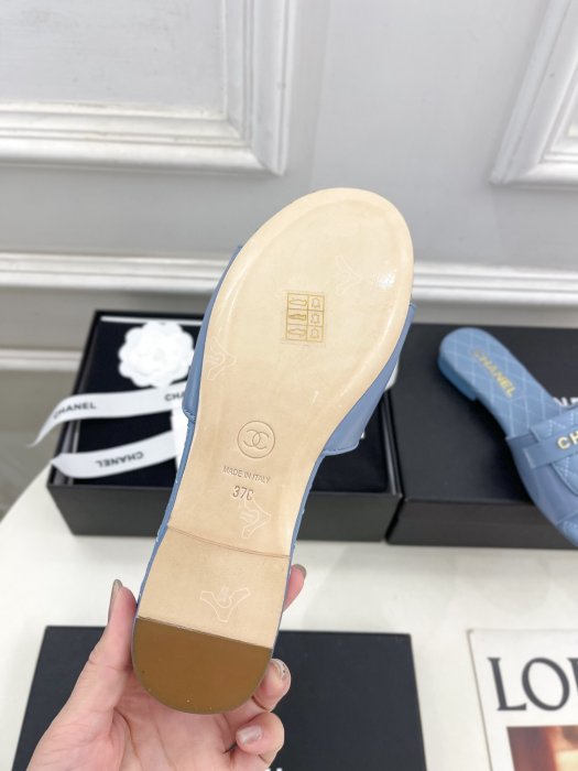 Шлепанцы фото 9