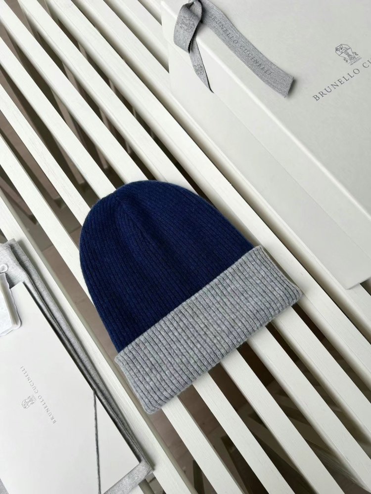 A cap of cashmere winter фото 3