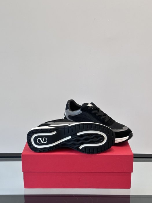 Кроссовки фото 9