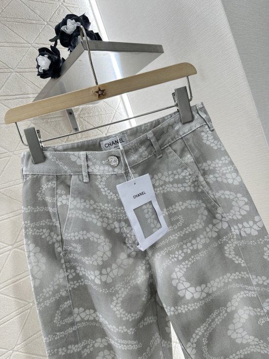 Jeans women's фото 7