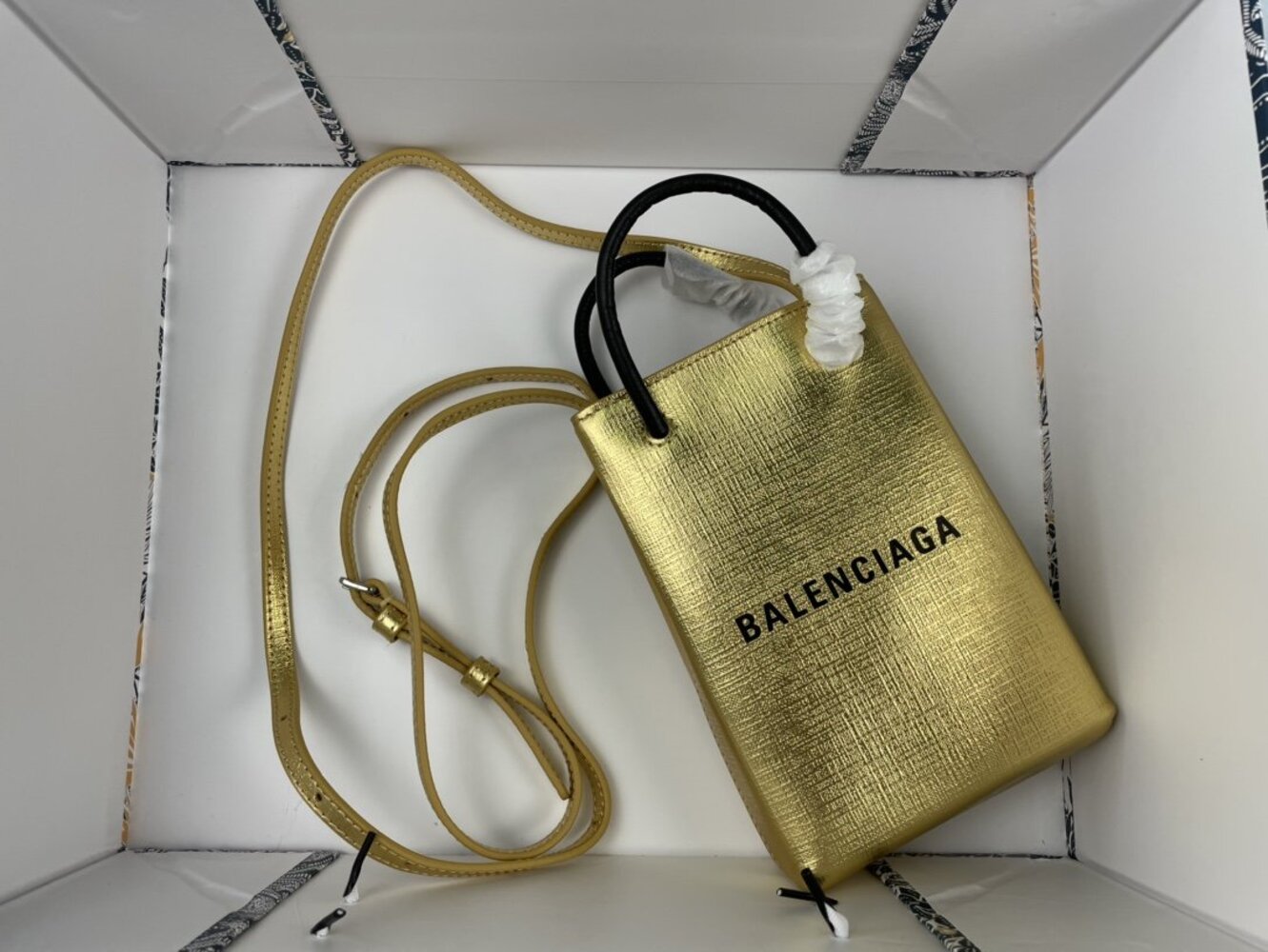 A bag MINI SHOPPING GOLD BAG 18 cm