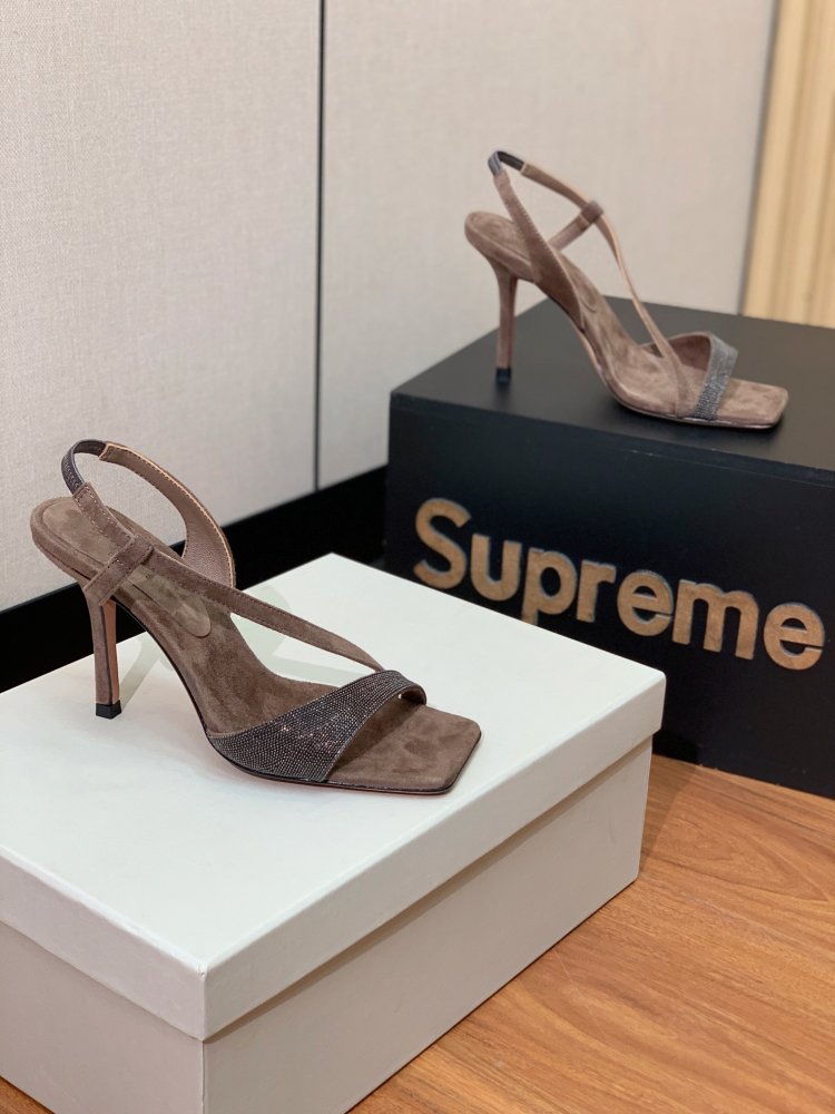 Босоножки фото 7