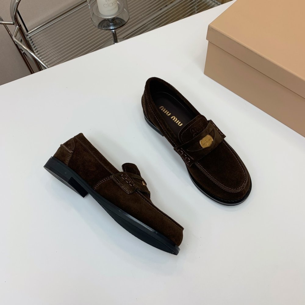 Лоферы женские фото 3