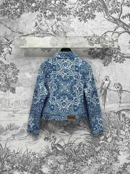 Куртка джинсовая женская фото 7