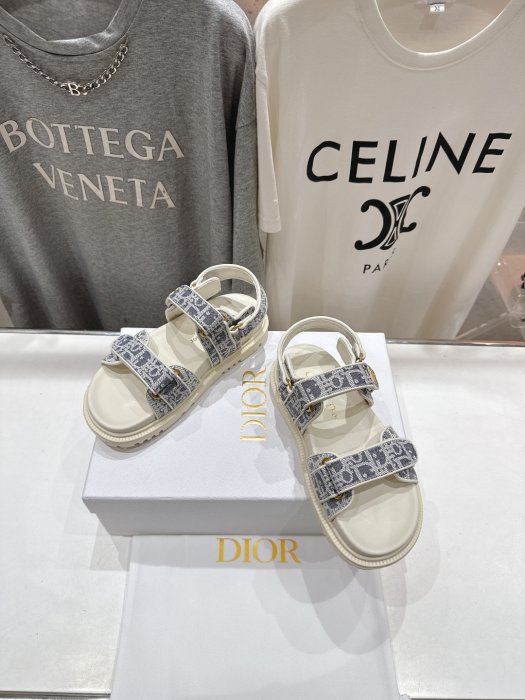 Sandals women's фото 2