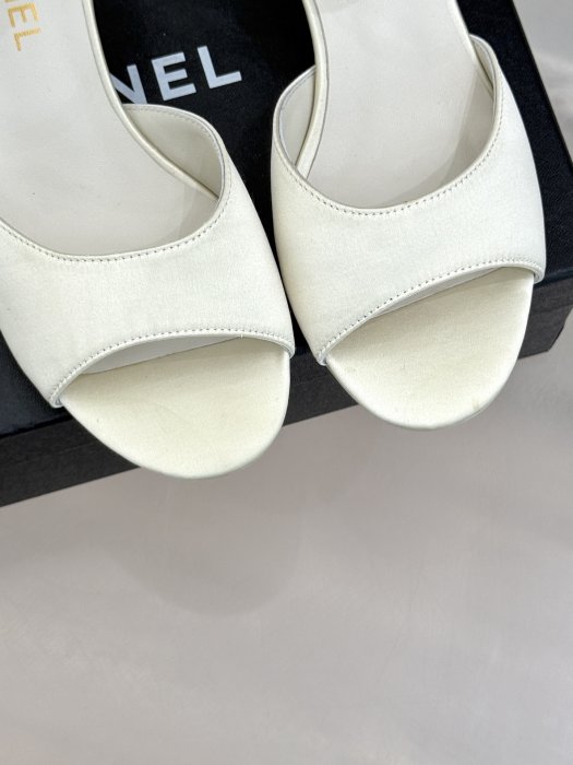 Босоножки фото 7