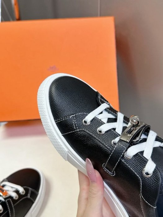 Кроссовки фото 2