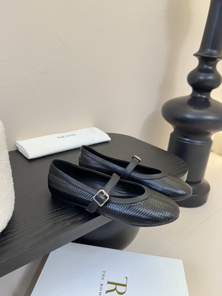 Ballet shoes фото 2