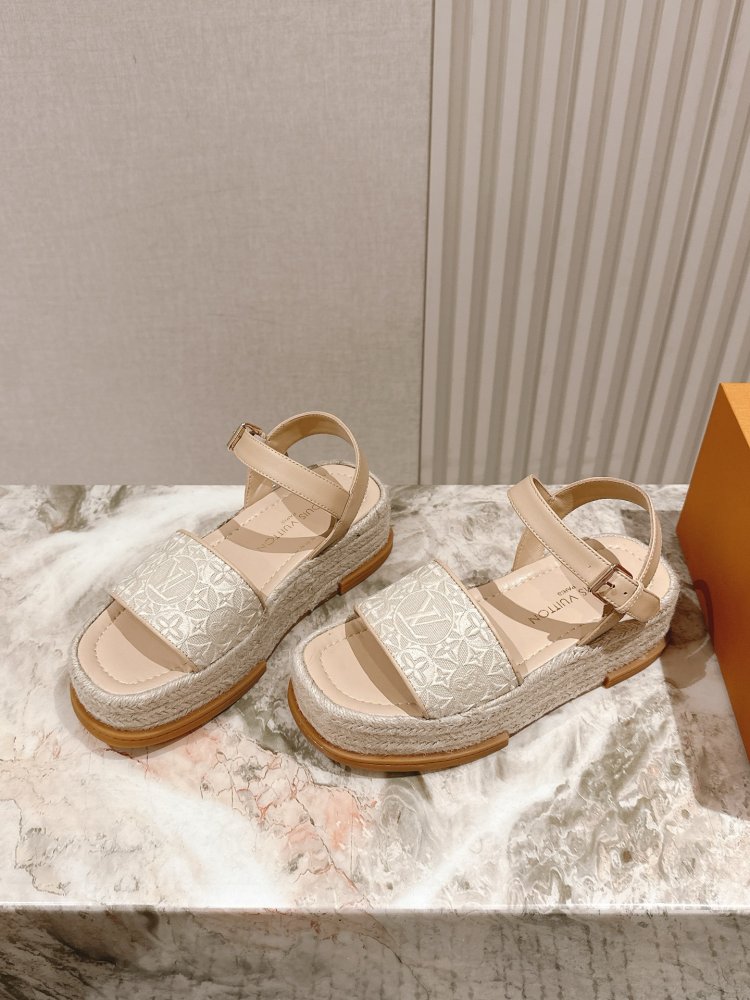 Сандалии женские фото 3