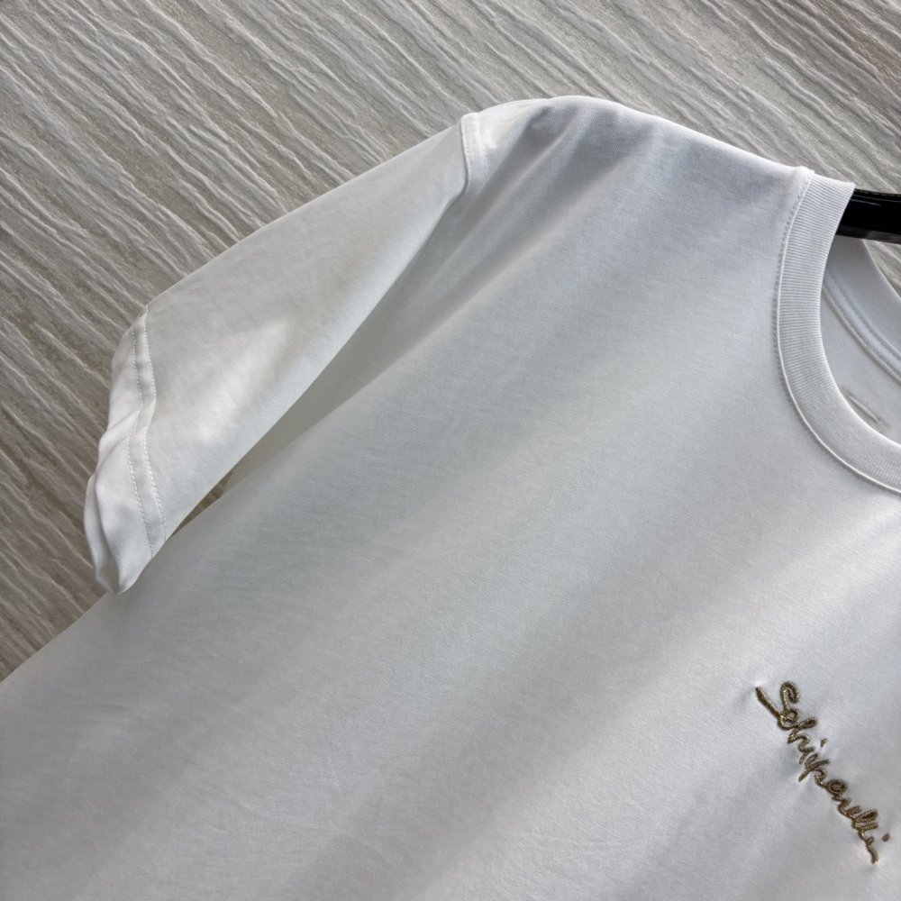 T-shirt women's фото 3