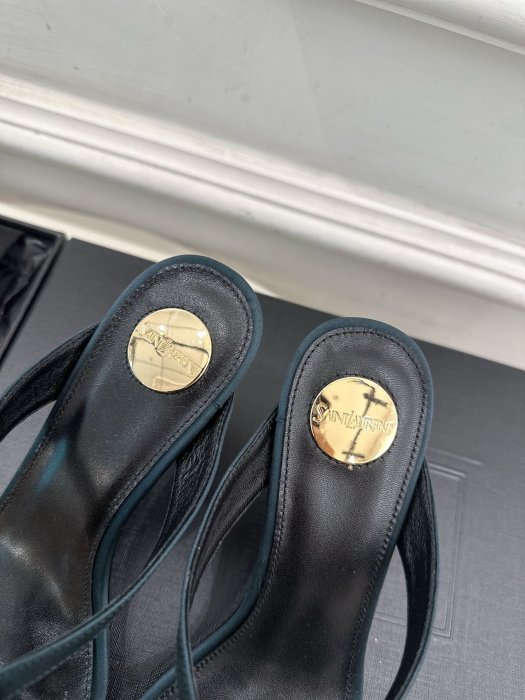 Босоножки фото 8