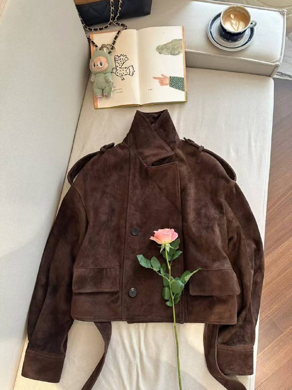 Куртка шкіряна жіноча фото 4