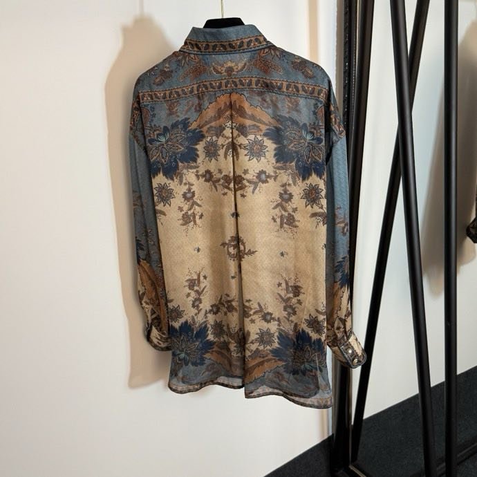 Костюм женский фото 2