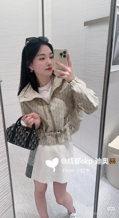 Куртка жіноча фото 3