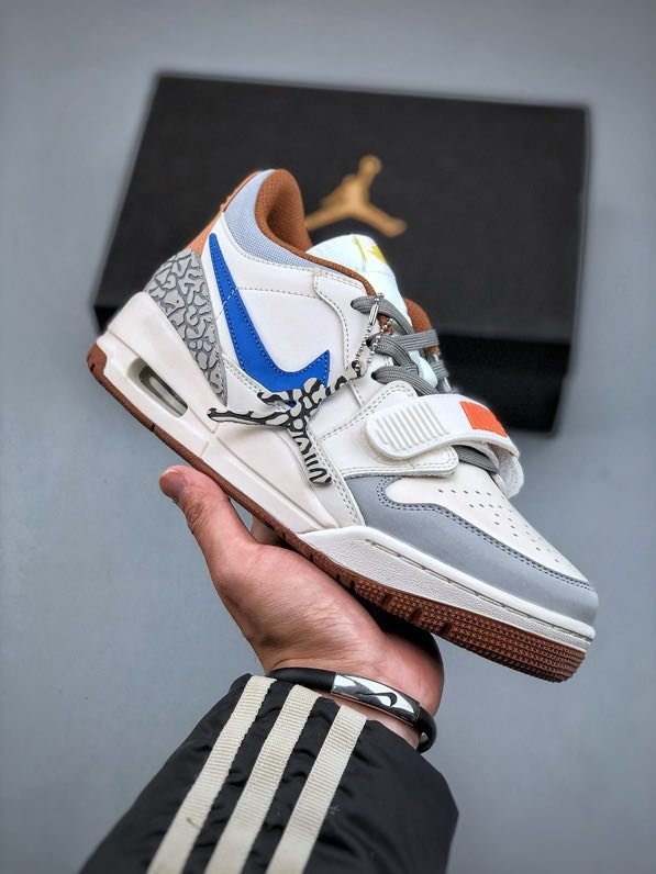 Кросівки Air Jordan Legacy 312 HF0746 041