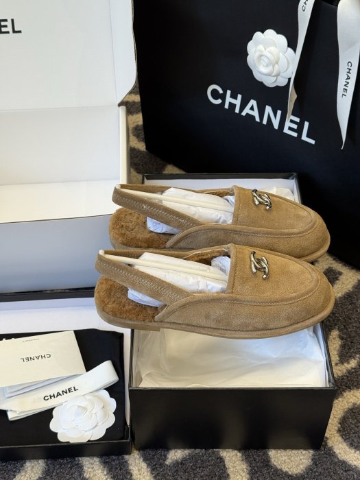 Туфли женские фото 3