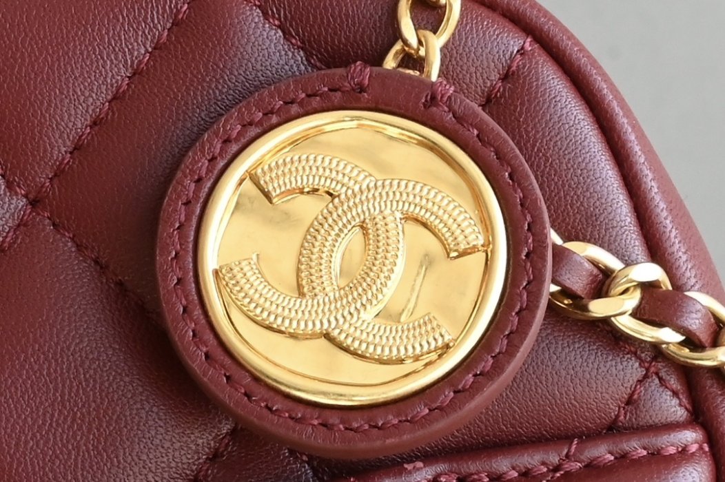 Бордовая кожаная сумка через плечо Chanel Matelasse фото 7