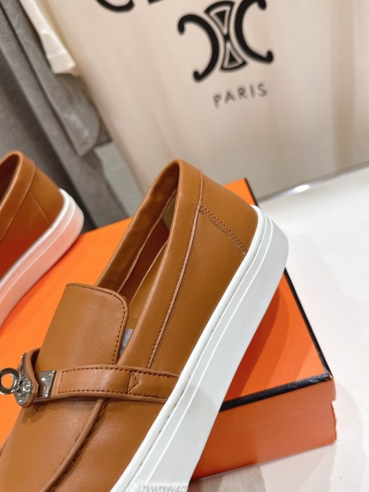 Лоферы женские фото 6