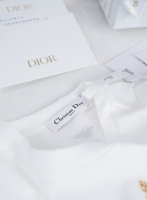 Футболка женская фото 7