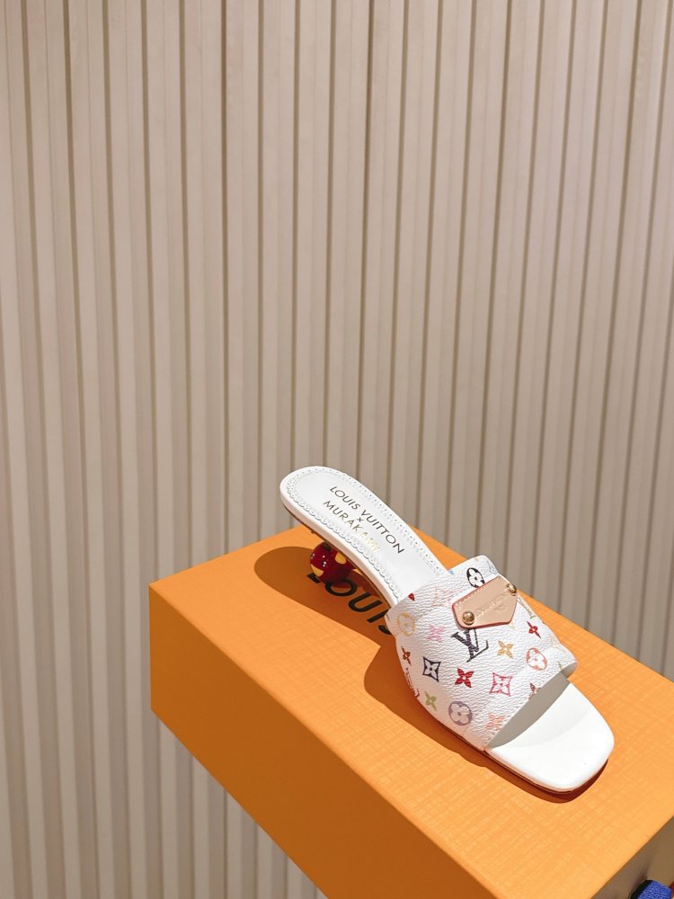 Босоніжки фото 9