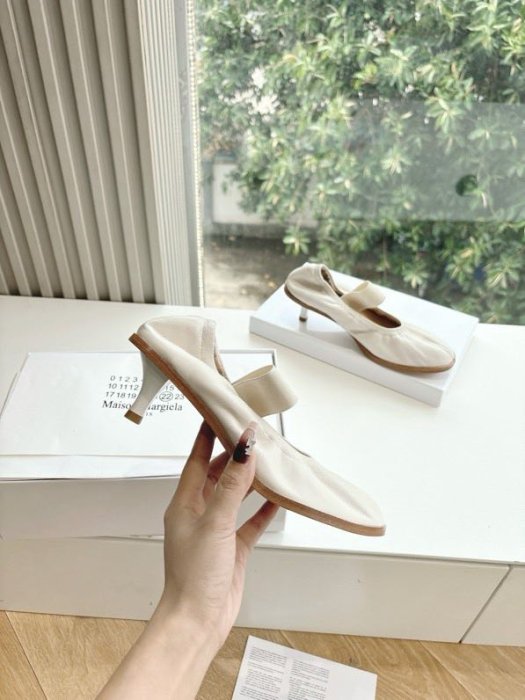 Туфли кожаные с раздвоенным носком фото 6