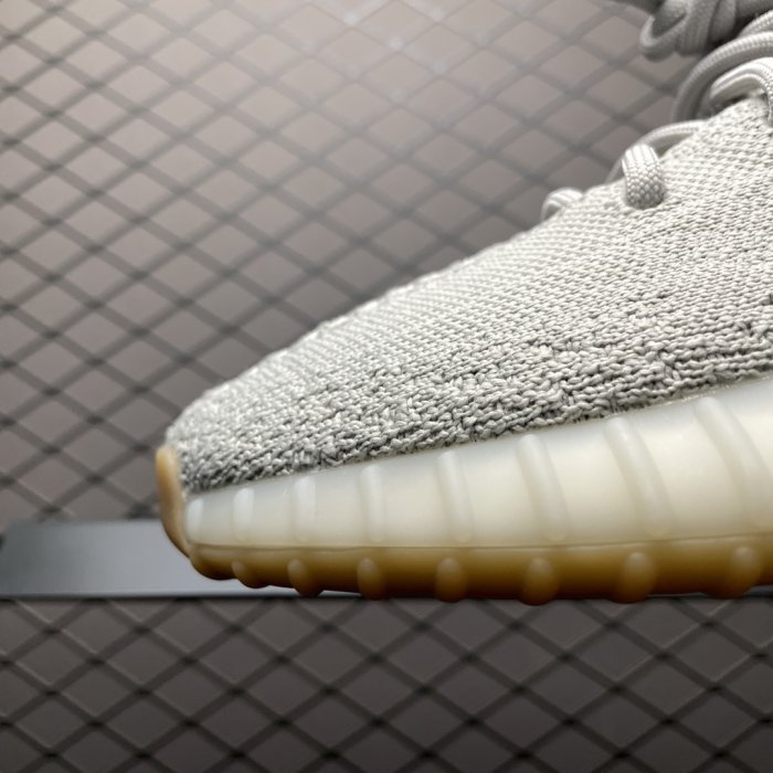 Кроссовки Yeezy Boost 350V2 фото 6