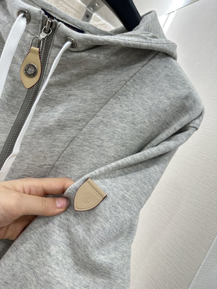 Кофта жіноча фото 7