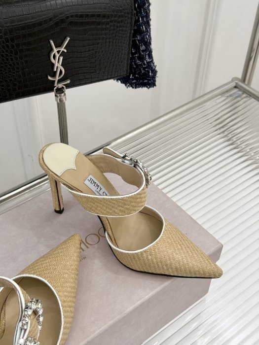 Босоножки фото 5