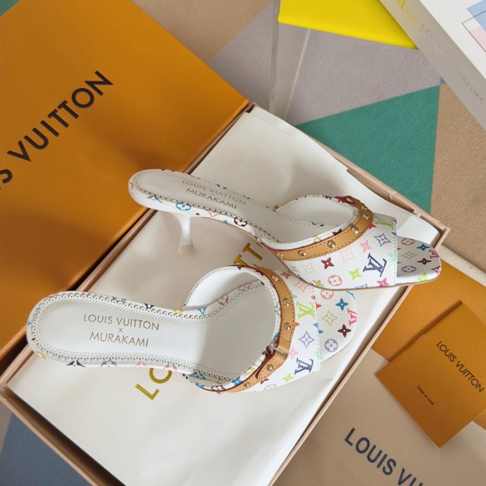 Босоножки фото 4