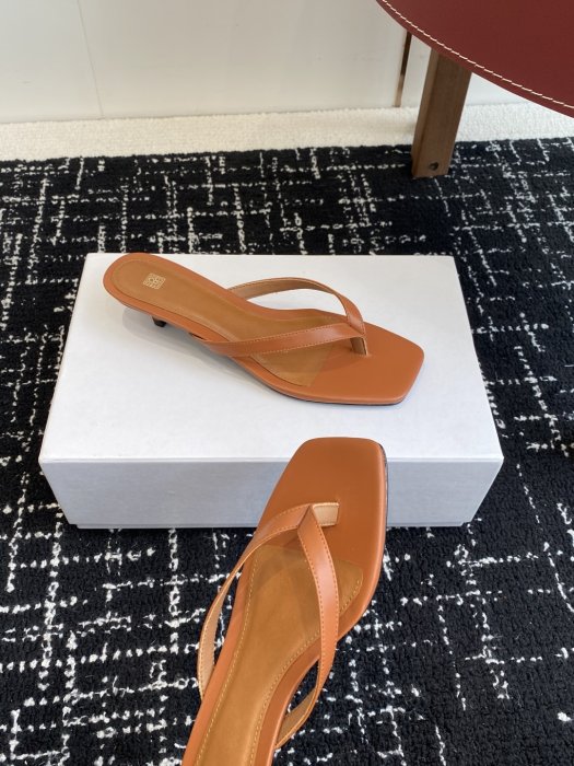 Босоножки фото 6