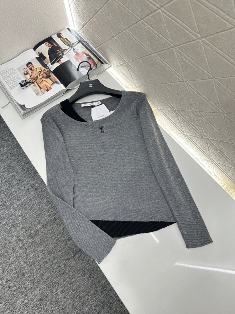 Кофта жіноча