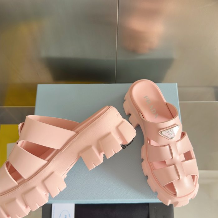 Босоножки фото 3