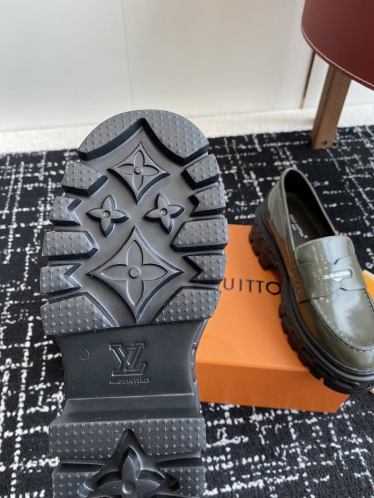 Туфли женские фото 9