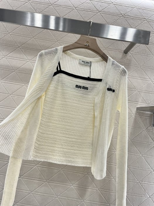 Кофта жіноча фото 5