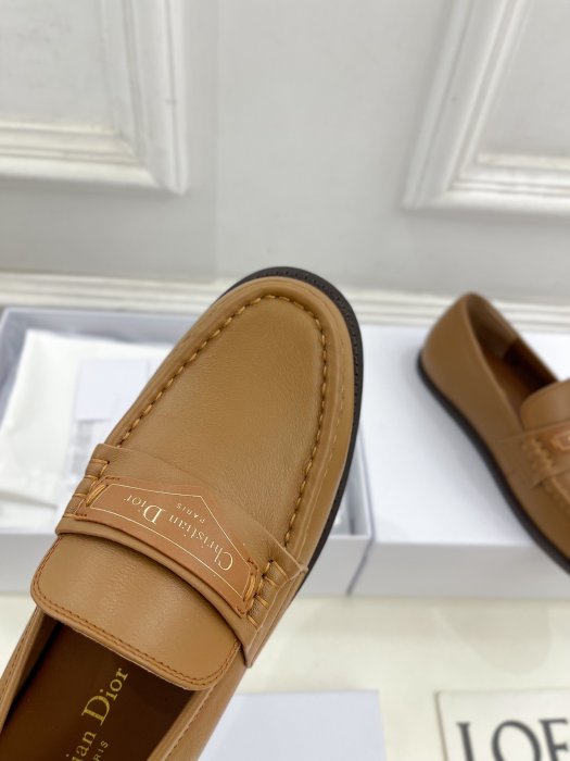 Лоферы женские фото 8